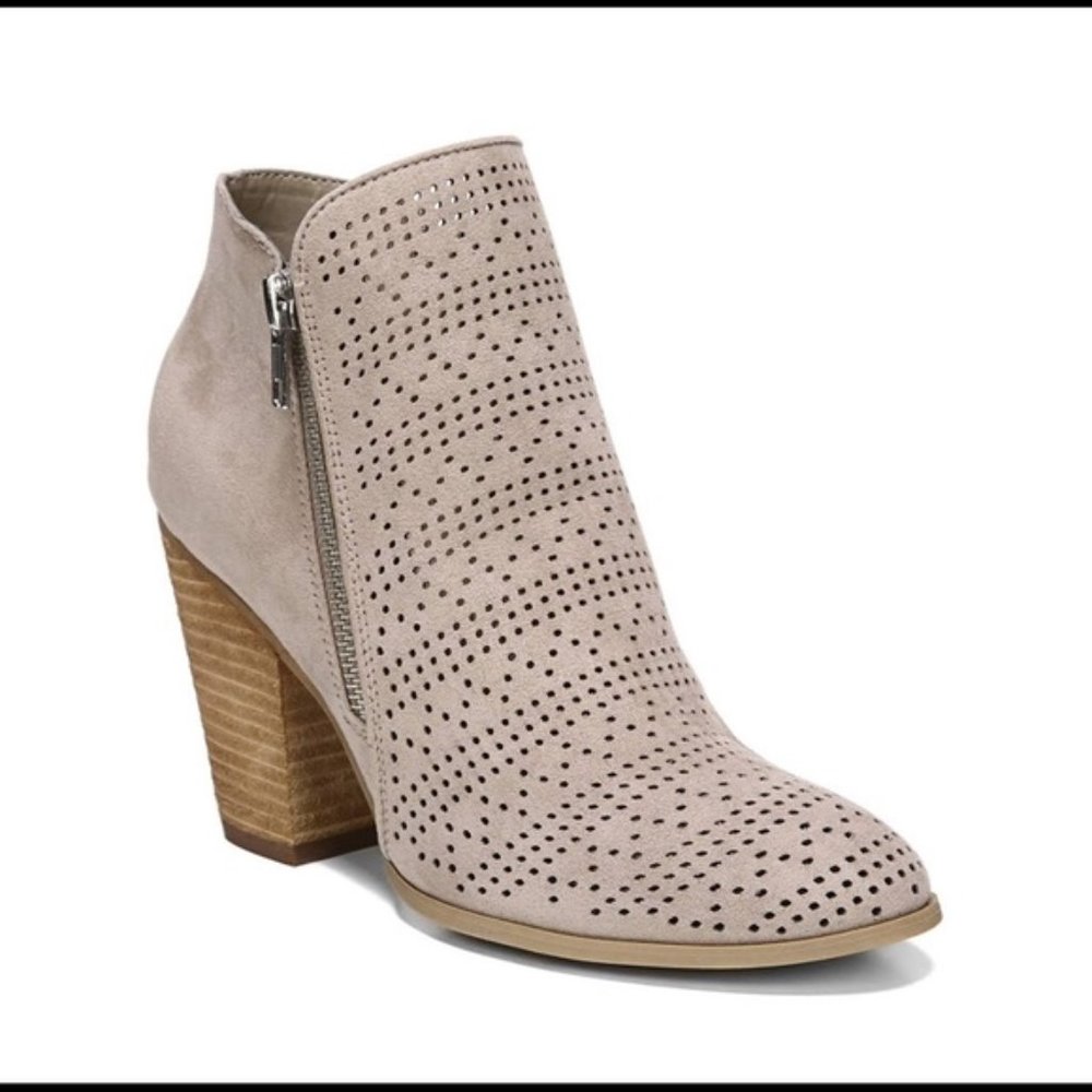 Carlos Santana ankle boot size 10